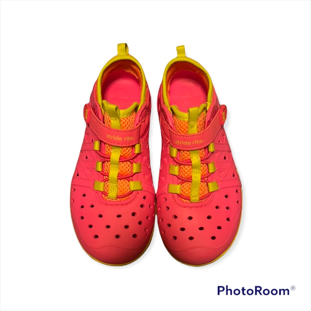 EUC Stride Rite Made 2 Play Phibian Water Shoes Size 12